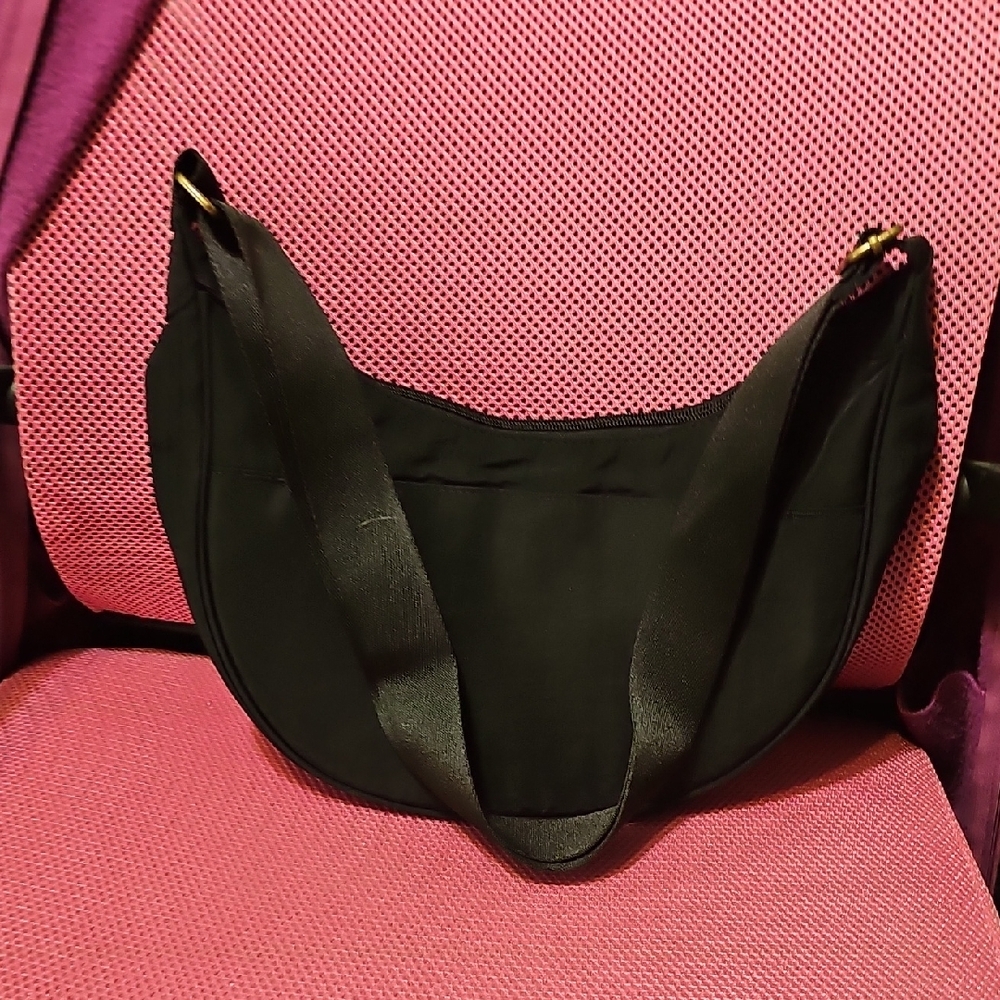 Thirty-One Classic Black Shoulder Bag